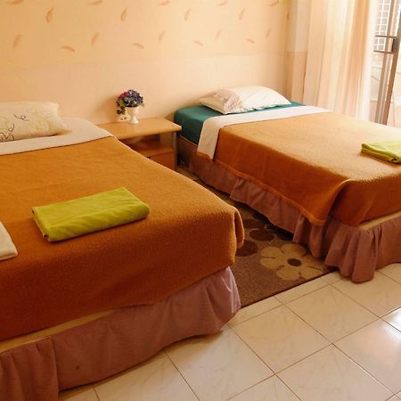 Boonmee Guest House Chiang Mai Ngoại thất bức ảnh